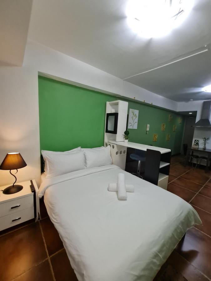 Solemare Parksuites Condominium - Condo R Us Manila Esterno foto