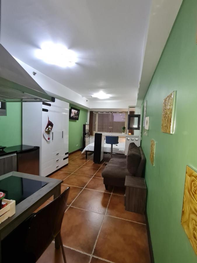 Solemare Parksuites Condominium - Condo R Us Manila Esterno foto