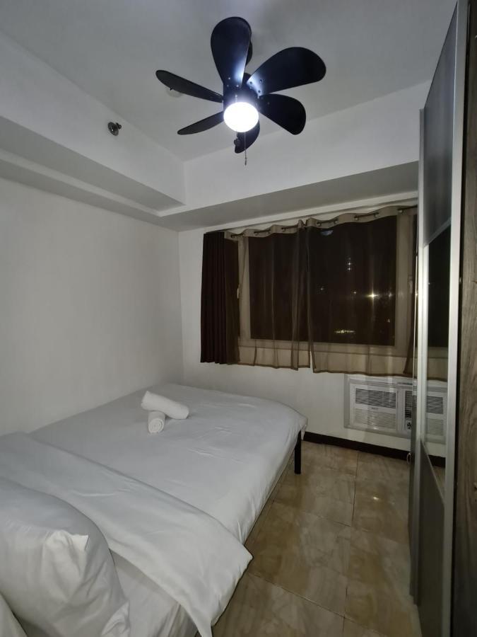 Solemare Parksuites Condominium - Condo R Us Manila Esterno foto